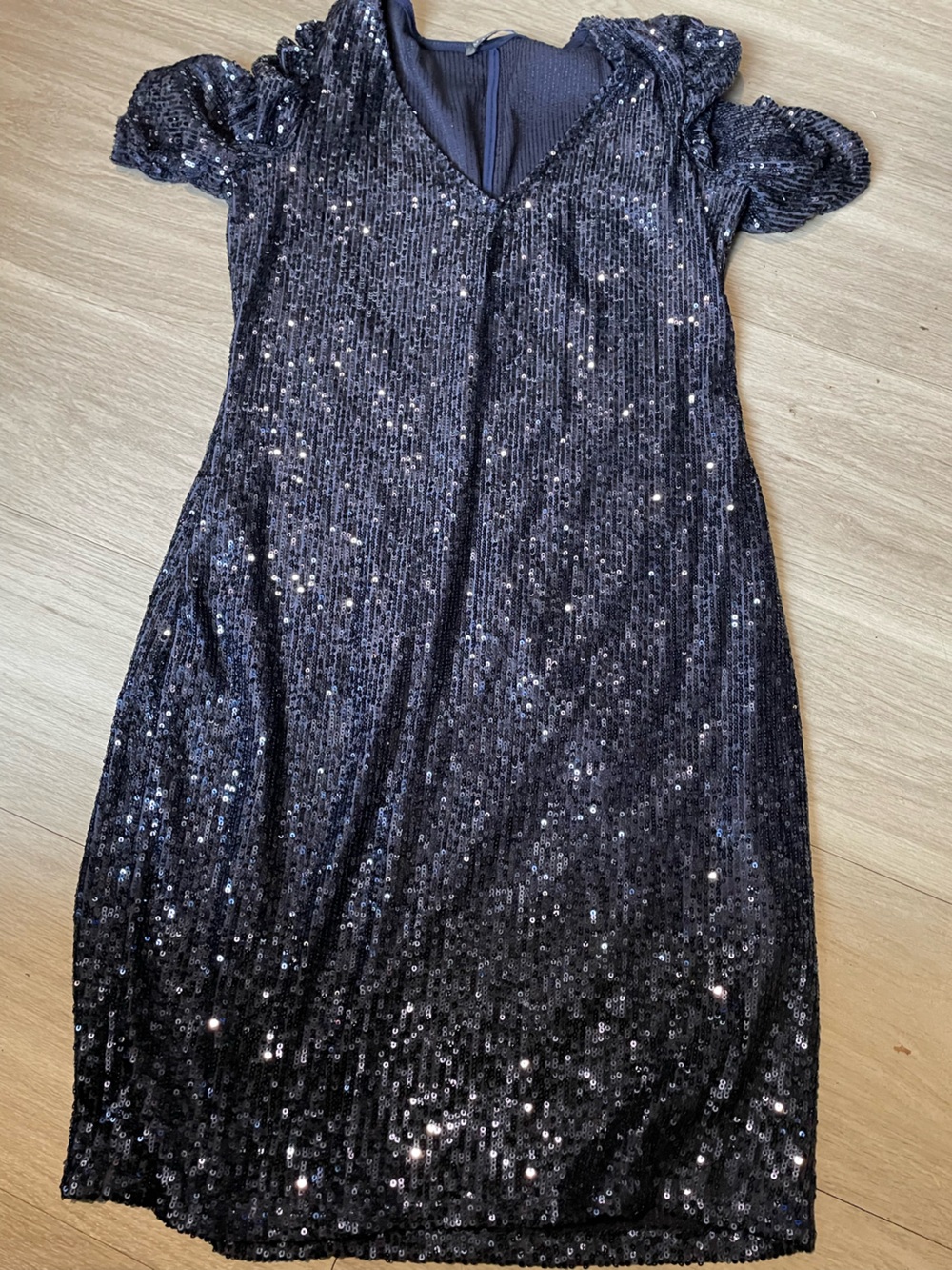 MARINA Black Sequin Midi Dress with Puff Sleeves and V-Neck
